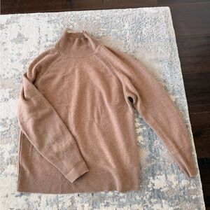 COS beige 100% cashmere sweater size S